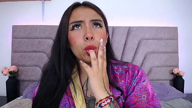 Snapshot of Jessica-Kraftt chatting on 10-08-25, 12:30 Jessica-Kraftt online show from 10-08-25, 12:30