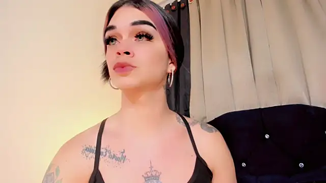 lesly xx online show from 06-12-26, 03:16