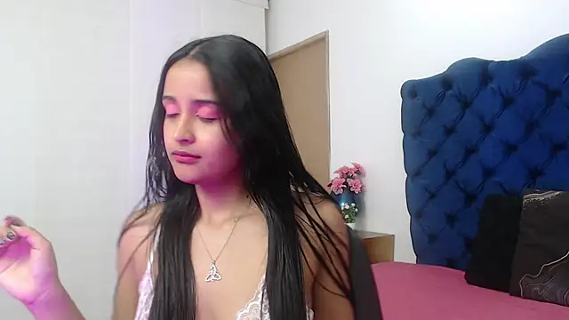 Lili666  online show from 12-04-25, 03:16