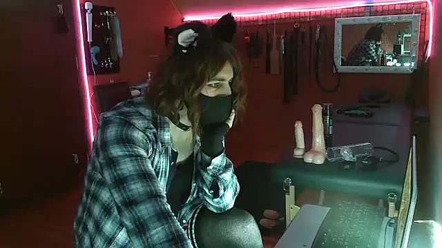 Snapshot of Ginny-the-bdsm-nympho chatting on 12-15-24, 06:04 Ginny-the-bdsm-nympho online show from 12-15-24, 06:04