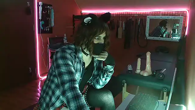 Snapshot of Ginny-the-bdsm-nympho chatting on 12-29-24, 05:12 Ginny-the-bdsm-nympho online show from 12-29-24, 05:12