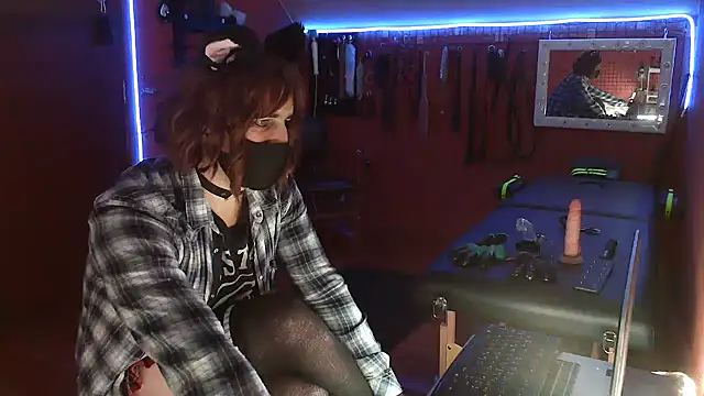 Snapshot of Ginny-the-bdsm-nympho chatting on 10-02-25, 05:09 Ginny-the-bdsm-nympho online show from 10-02-25, 05:09