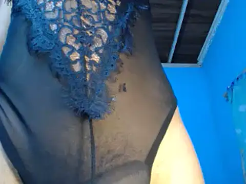 Snapshot of anna_dolls_ chatting on 12-28-24, 05:44 anna dolls online show from 12-28-24, 05:44