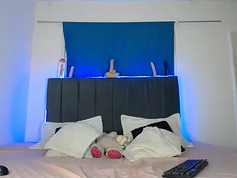 Snapshot of anna_dolls_ chatting on 09-30-25, 02:49 anna dolls online show from 09-30-25, 02:49