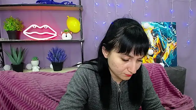 Snapshot of NinaFlawlees chatting on 01-22-25, 10:37 NinaFlawlees online show from 01-22-25, 10:37