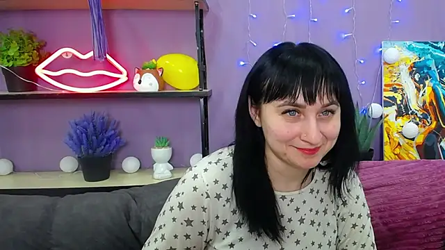 Snapshot of NinaFlawlees chatting on 01-31-25, 02:04 NinaFlawlees online show from 01-31-25, 02:04