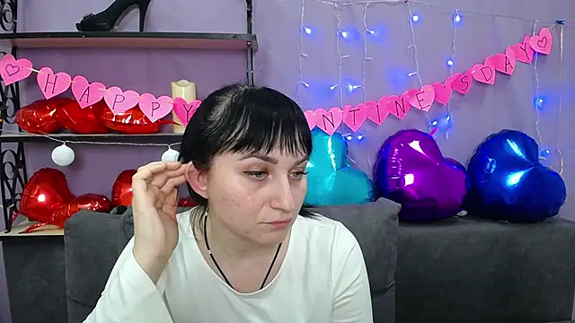 Snapshot of NinaFlawlees chatting on 02-06-25, 05:35 NinaFlawlees online show from 02-06-25, 05:35