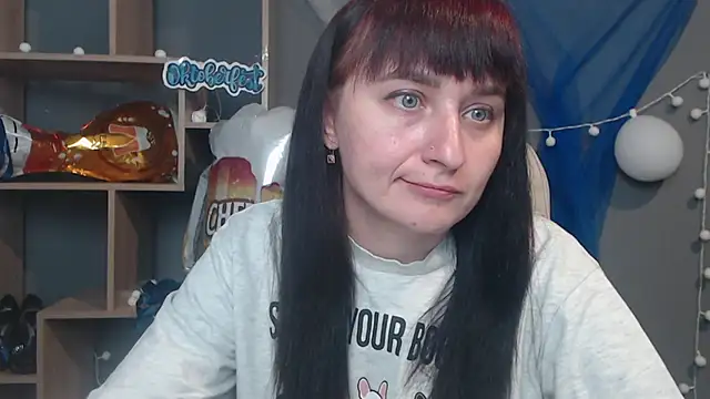 Snapshot of NinaFlawlees chatting on 10-02-25, 12:12 NinaFlawlees online show from 10-02-25, 12:12