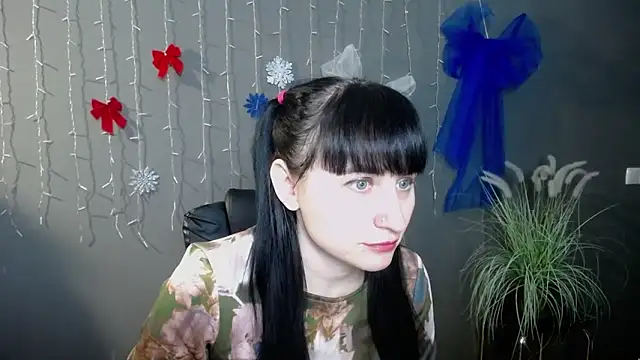 Snapshot of NinaFlawlees chatting on 12-18-25, 01:39 NinaFlawlees online show from 12-18-25, 01:39