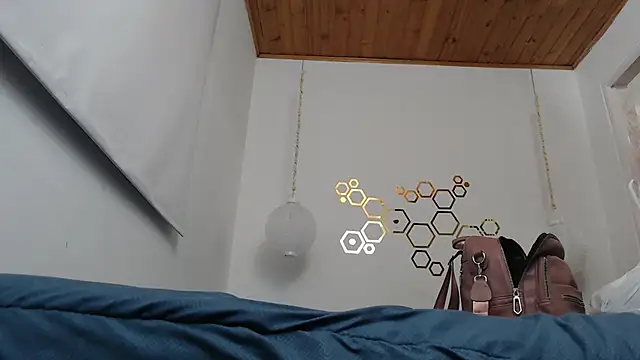 Snapshot of adriscute chatting on 03-23-25, 03:10 adriscute online show from 03-23-25, 03:10