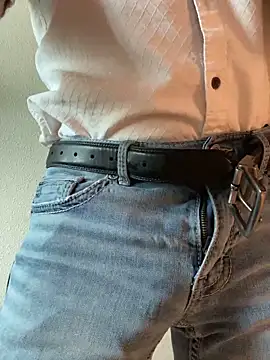 Snapshot of Stratus3031 chatting on 12-12-24, 07:59 Stratus3031 online show from 12-12-24, 07:59