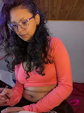 Hathorlove online show from 02-15-25, 02:37