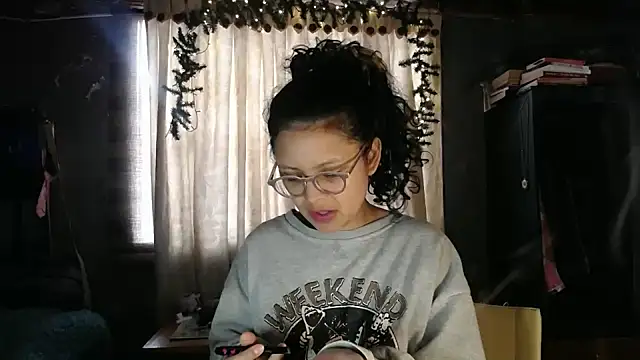 Hathorlove online show from 01-12-26, 01:49