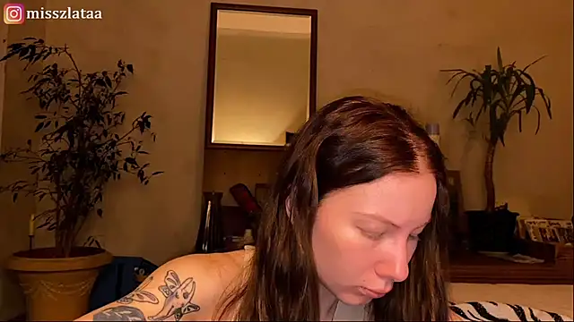 elfess online show from 11-13-25, 05:06