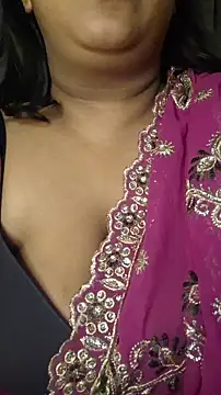 Snapshot of sassy_horny chatting on 10-07-25, 10:18 sassy horny online show from 10-07-25, 10:18