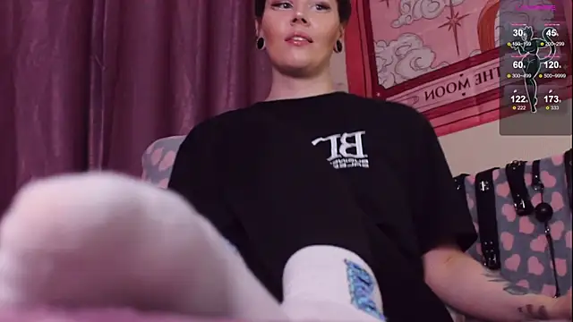 Snapshot of Luna_Blake chatting on 03-19-25, 07:17 Luna Blake online show from 03-19-25, 07:17