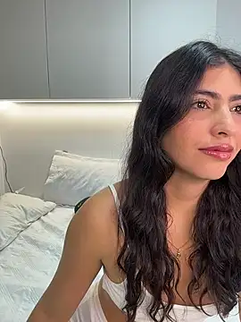 Gaby zahir  online show from 11-12-25, 09:53