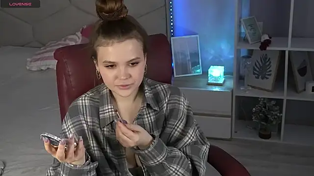 AfinaAmmor online show from 03-11-26, 02:34