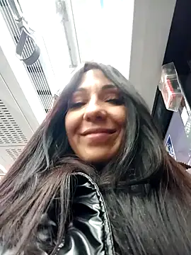 LeticiaWoods online show from 12-20-24, 01:22