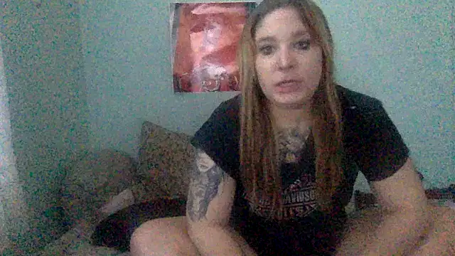 alexabunni online show from 10-25-25, 01:18