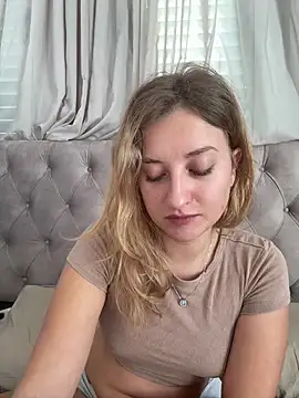 MileySummer online show from 12-18-25, 09:59