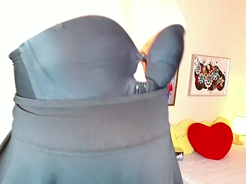 jellay fuckerxx online show from 06-18-26, 12:00