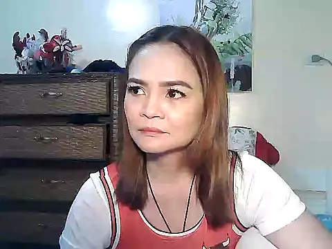 Kisses-13 online show from 10-21-25, 01:23