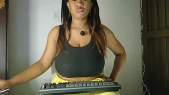 ashanty 1012 online show from 02-16-26, 12:07