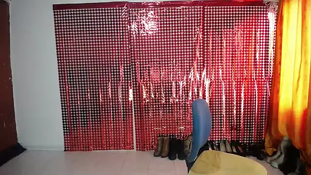 Sweett Anya online show from 10-15-25, 07:47