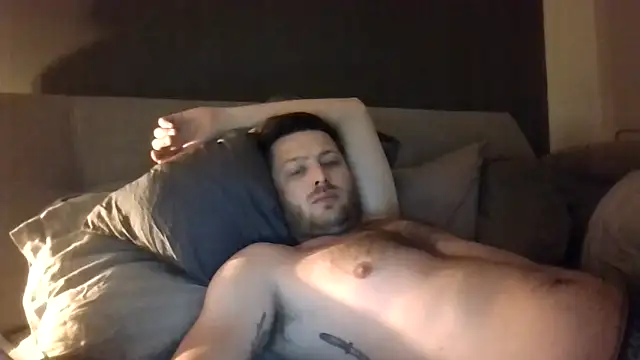 Snapshot of lololaland chatting on 11-25-25, 03:06 lololaland online show from 11-25-25, 03:06