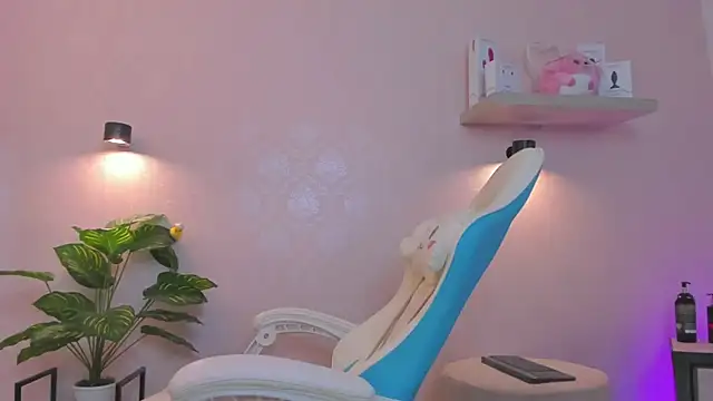 Snapshot of LITTLE-VIVI chatting on 06-07-26, 03:21 LITTLE-VIVI online show from 06-07-26, 03:21