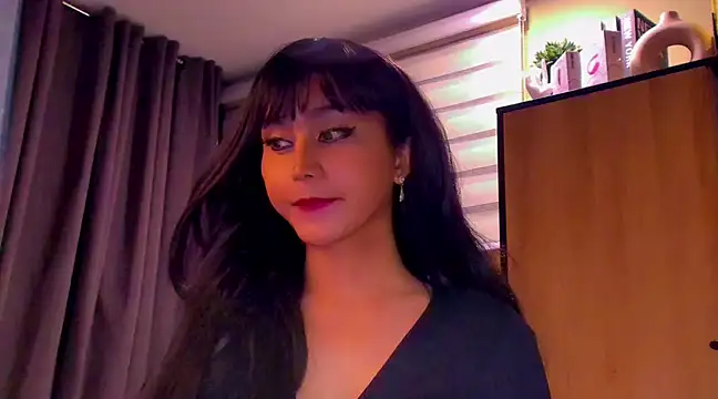 YOURCRISTINAS online show from 03-11-25, 03:45