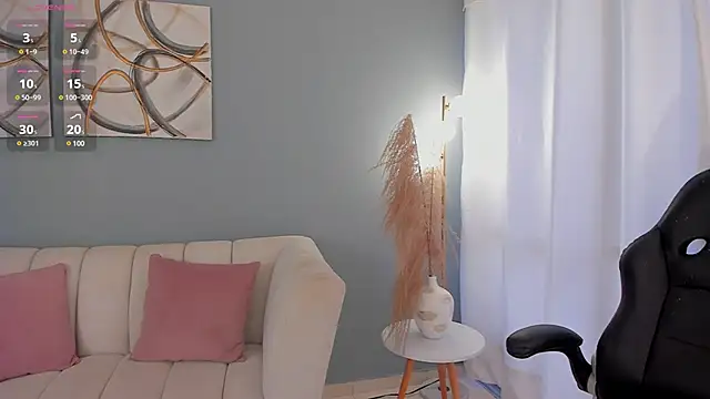 Snapshot of BrookeMiller chatting on 01-27-25, 06:31 BrookeMiller online show from 01-27-25, 06:31