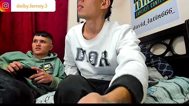 Snapshot of davidlatin66 chatting on 01-25-25, 03:51 davidlatin66 online show from 01-25-25, 03:51