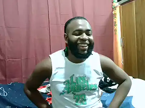 Snapshot of 2ocmaxi chatting on 02-12-25, 06:40 2ocmaxi online show from 02-12-25, 06:40