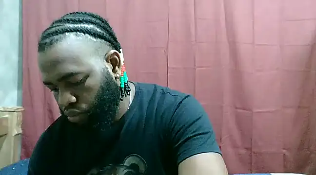 Snapshot of 2ocmaxi chatting on 02-15-25, 10:21 2ocmaxi online show from 02-15-25, 10:21