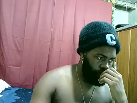 Snapshot of 2ocmaxi chatting on 02-20-25, 12:19 2ocmaxi online show from 02-20-25, 12:19