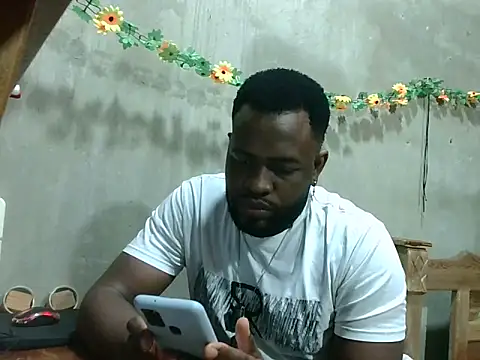 Snapshot of 2ocmaxi chatting on 09-08-25, 11:59 2ocmaxi online show from 09-08-25, 11:59