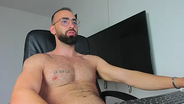 MichaelMasterss online show from 09-17-25, 03:03