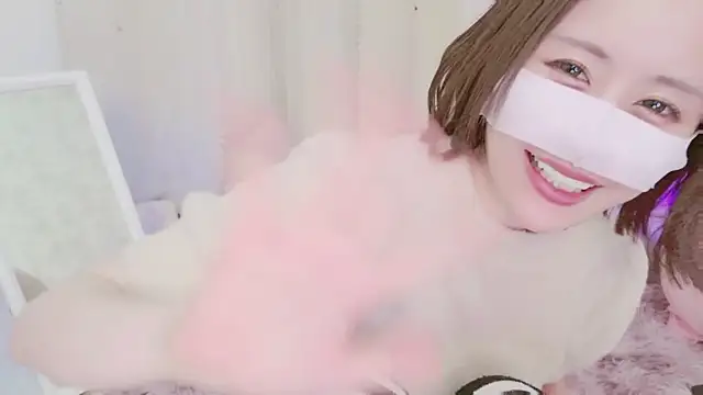 Snapshot of Yuu__k chatting on 02-01-25, 12:05 Yuu k online show from 02-01-25, 12:05