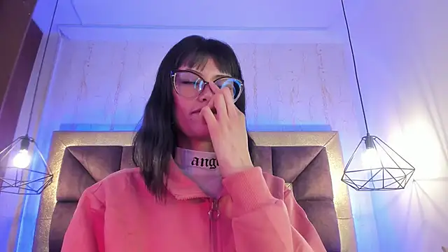  Jessy Moon  online show from 12-23-24, 08:03