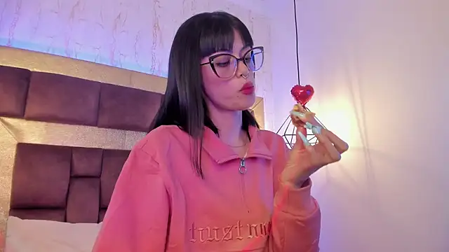  Jessy Moon  online show from 12-27-24, 07:46