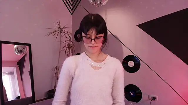  Jessy Moon  online show from 09-19-25, 07:36