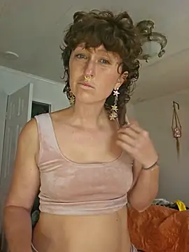 mossy kiss online show from 10-17-25, 03:25