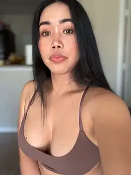 Snapshot of JazzieXo chatting on 12-09-24, 05:08 JazzieXo online show from 12-09-24, 05:08