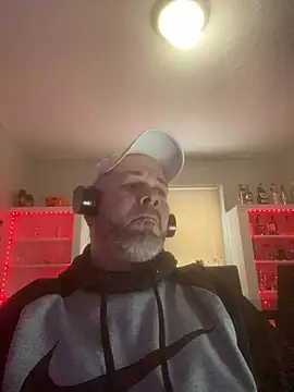 Cristian-Brayan online show from 02-09-25, 01:35