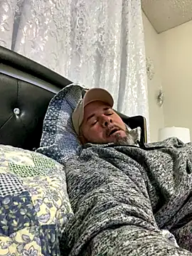 Cristian-Brayan online show from 10-28-25, 10:30