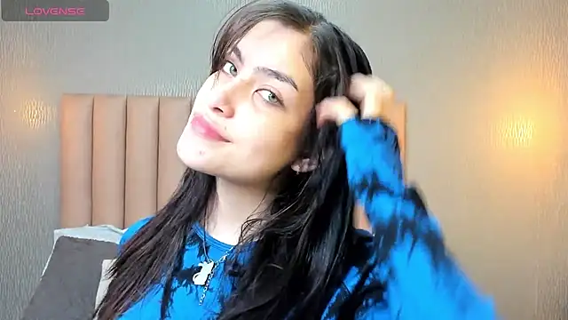 Alexa Thaylor  online show from 03-19-25, 02:35