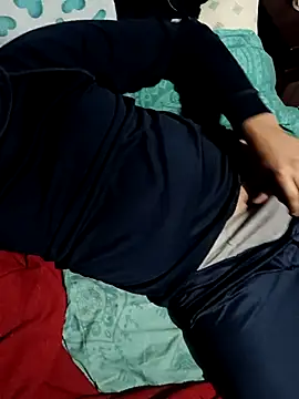 Snapshot of Go1047400 chatting on 09-21-25, 01:40 Go1047400 online show from 09-21-25, 01:40