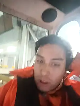 Snapshot of Go1047400 chatting on 09-25-25, 11:41 Go1047400 online show from 09-25-25, 11:41